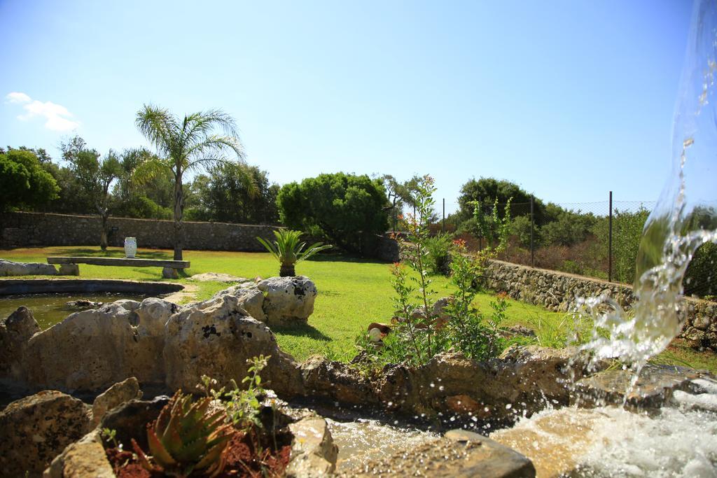 Contrada Borgin Bed and Breakfast Marina Di Pescoluse Buitenkant foto