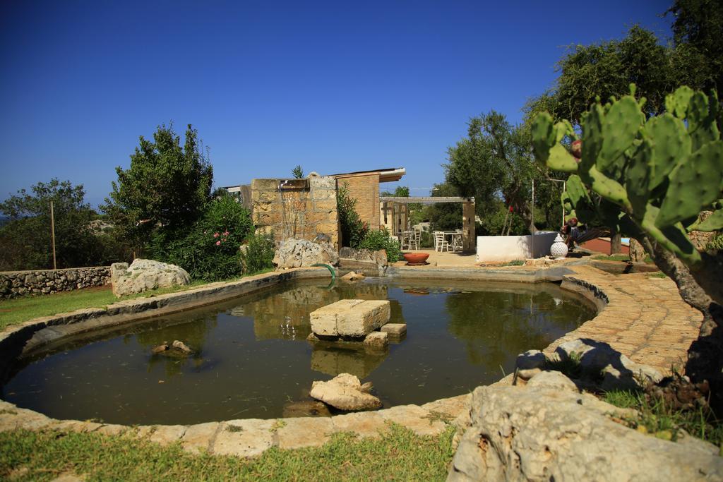 Contrada Borgin Bed and Breakfast Marina Di Pescoluse Buitenkant foto