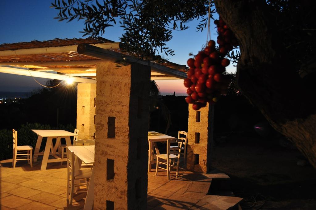 Contrada Borgin Bed and Breakfast Marina Di Pescoluse Buitenkant foto